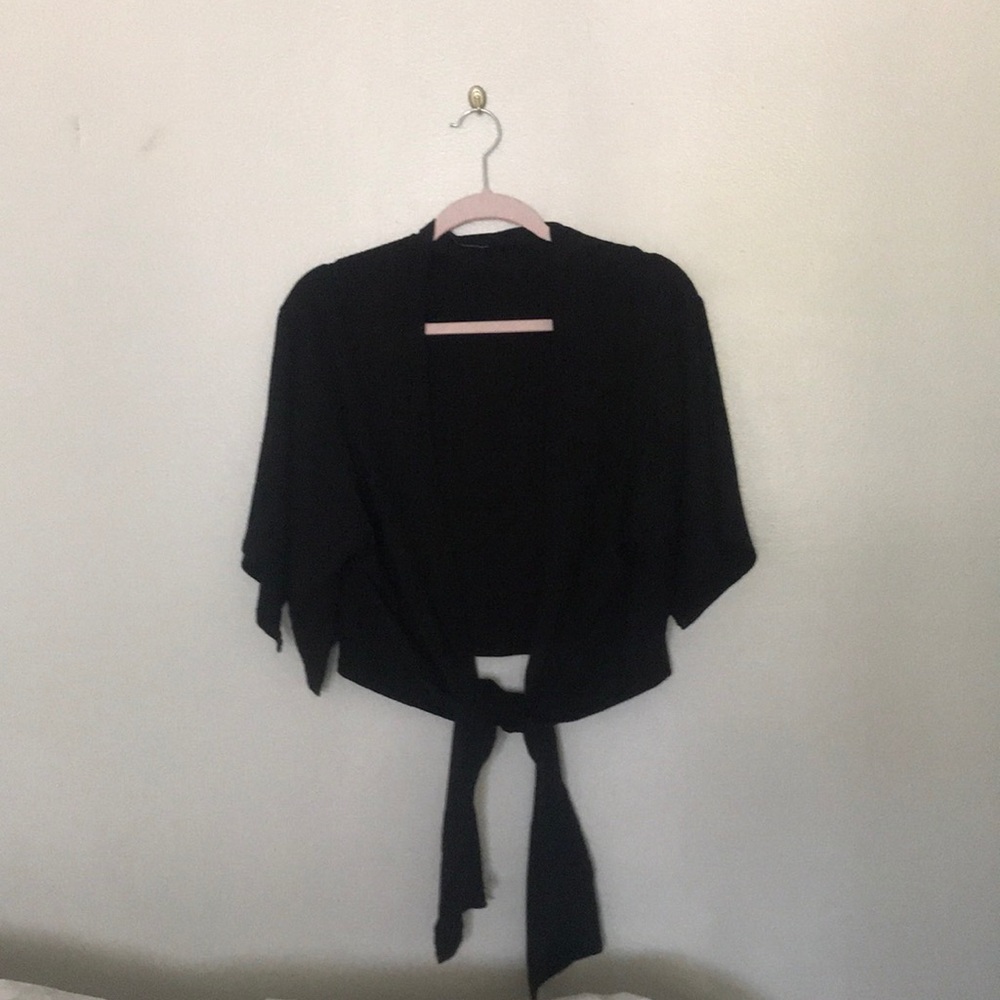 Black crop top